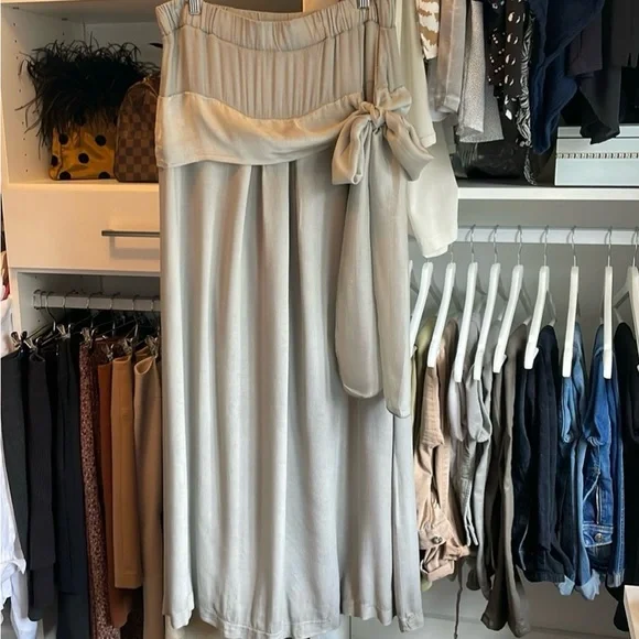 Elisa Cavaletti designed by Daniela Dallavalle
Elegant skirt for party or dinner - Picture 10 of 10